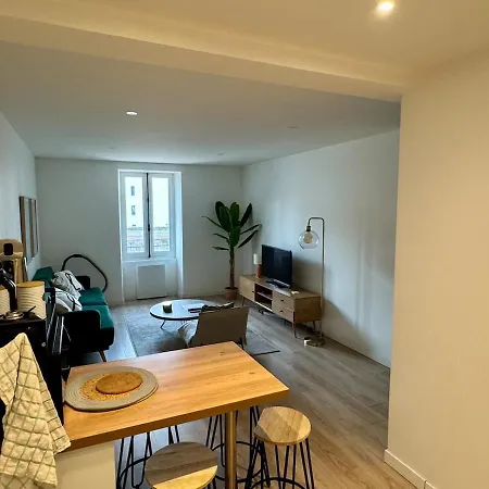 T3 Hyper Centre Apartment Valence (Drome)